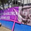 Integrantes del Colectivo Violencia por ser Mujer se encadenaron al exterior de Fiscalía exigiendo respuesta a los 54 feminicidios que van en este año