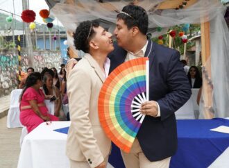 Se celebró la primera boda igualitaria en una comunidad mixe o ayuuk en Oaxaca