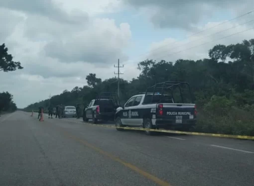 Balacera comenzó desde la carretera Tulum-Cobá, deja a un elemento de seguridad sin vida y dos más lesionados de gravedad.