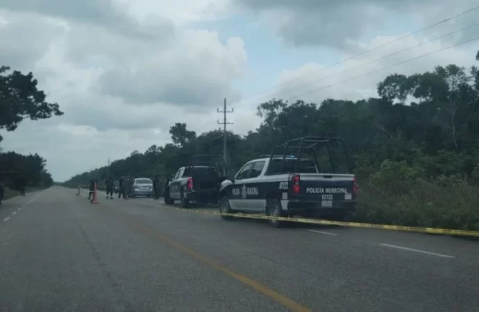 Balacera comenzó desde la carretera Tulum-Cobá, deja a un elemento de seguridad sin vida y dos más lesionados de gravedad.