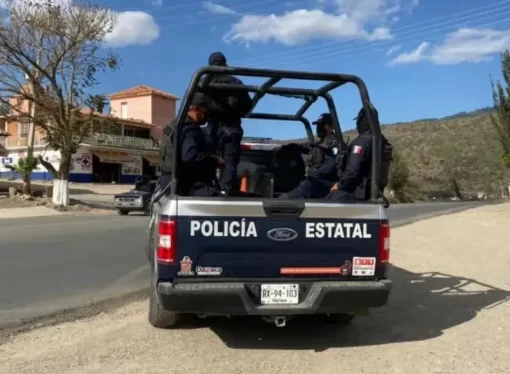 Un notario del municipio de Nezahualcóyotl, Estado de México, fue asesinado ayer a puñaladas, cuando caminaba por el Centro Histórico de Oaxaca.