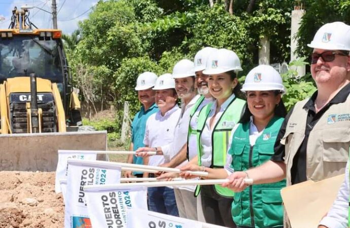 BLANCA MERARI DA EL BANDERAZO INICIAL  PARA LA PAVIMENTACIÓN DE CALLES EN LEONA VICARIO