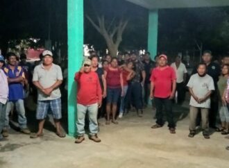 Pobladores de Oaxaca secuestran a 6 funcionarios, después de dejarlos plantados en reunión sobre mejoras para el pueblo