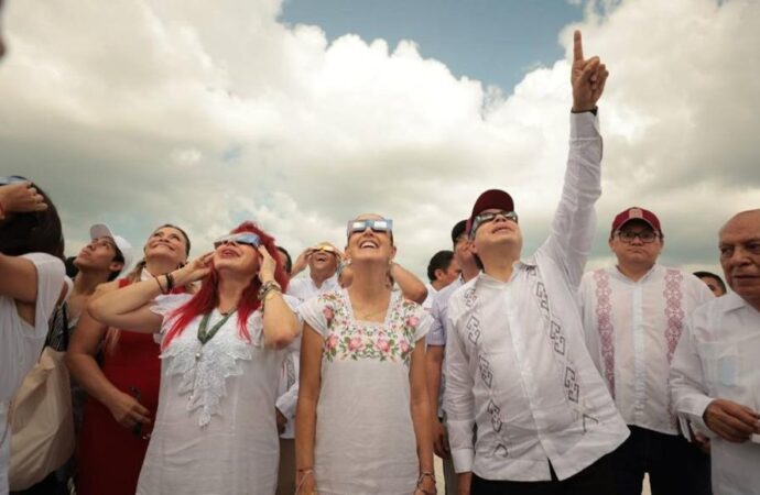 Claudia Sheinbaum estuvo en Campeche para ver el eclipse