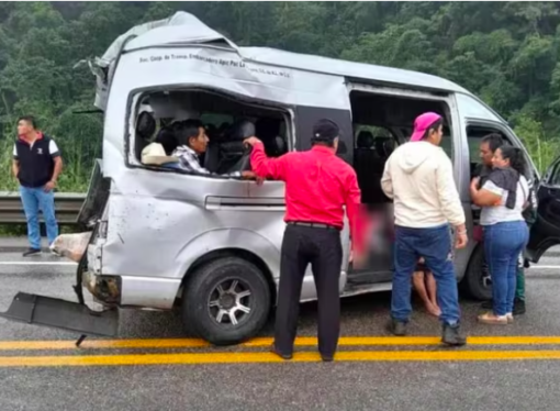 Un trailér choca contra una combi en Chiapas y mueren 6 personas