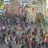 Caravana de migrantes, aumenta a 8 mil personas en su paso por Chiapas