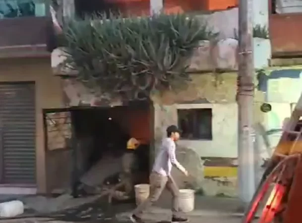 Una casa en Tuxtla, se incendia, no hay heridos