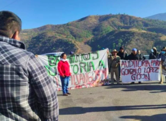 Ya hay un bloqueo en la autopista Oaxaca-Puerto Escondido